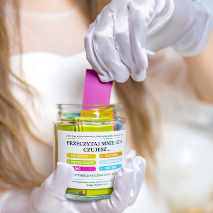 Kolory Wiary: Słoik z Wersetami Biblijnymi (96 Cytatów na Każdą Emocje)